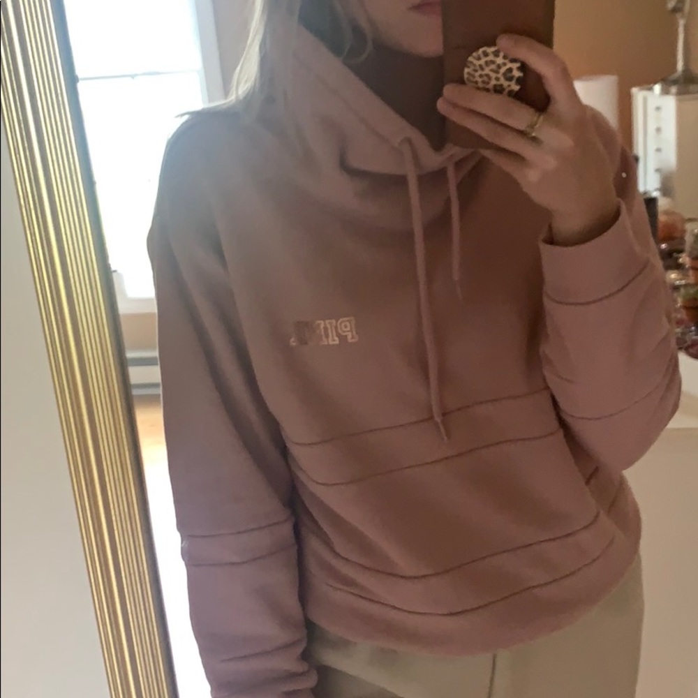 PINK Sweatshirt
